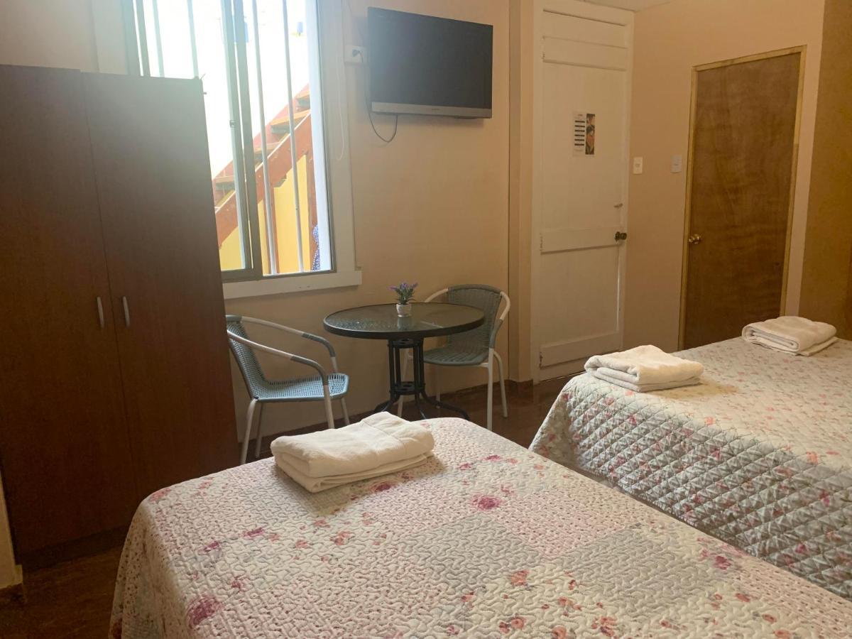 Hostal Iria Antofagasta Esterno foto