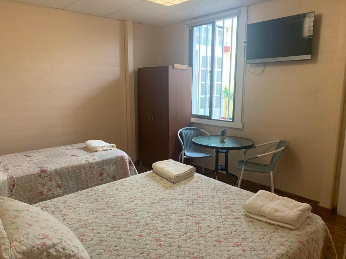 Hostal Iria Antofagasta Esterno foto